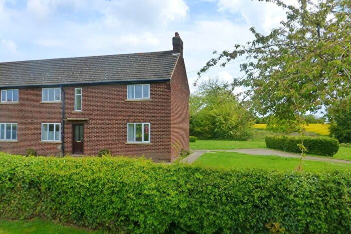 3 Bedroom Semi-Detached House To Rent In Swallow Lane, Ulceby, DN39