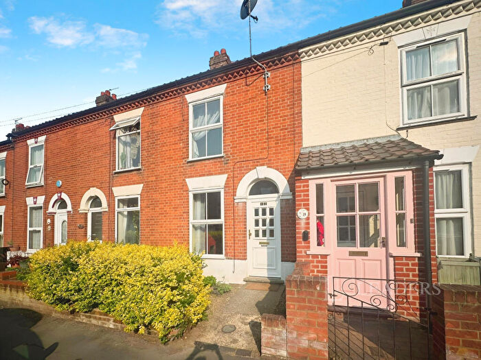 2 Bedroom Terraced House To Rent In Junction Road, NR3