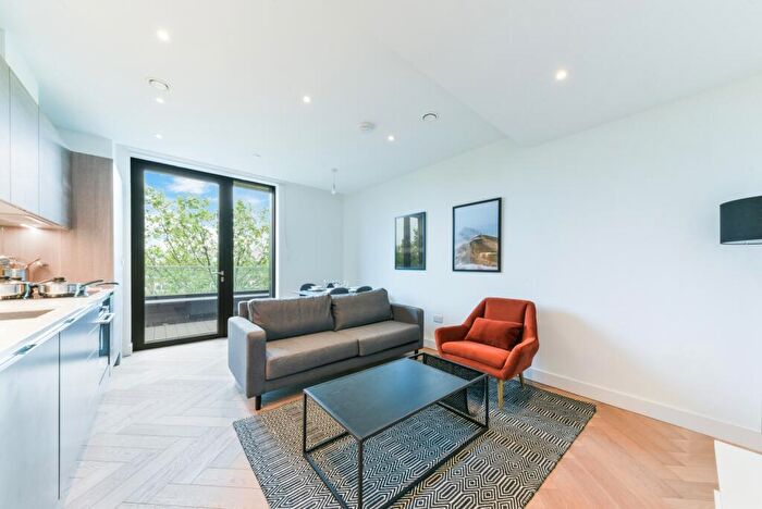 2 Bedroom Flat To Rent In Flat Hkr Hoxton, Scawfell Street, Hoxton, London, E2