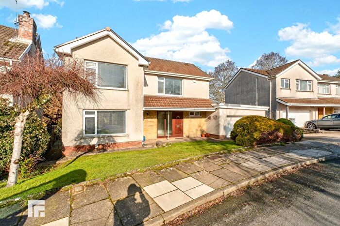 4 Bedroom Detached House For Sale In Dan-y-Bryn Avenue Radyr Cardiff, CF15