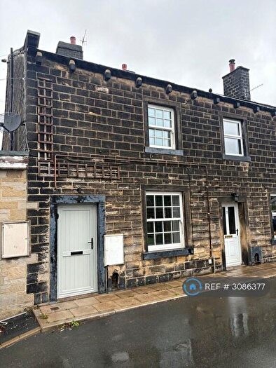 3 Bedroom Terraced House To Rent In Albert Square, Silsden, BD20