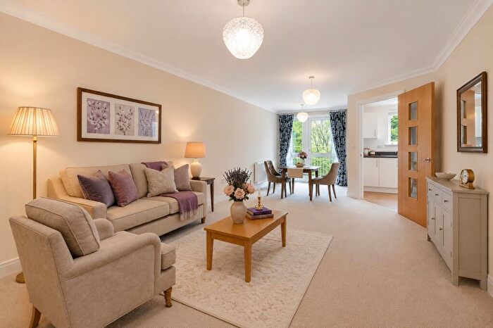 1 Bedroom Retirement Property To Rent In Bath Road, Devizes, Wiltshire, SN10