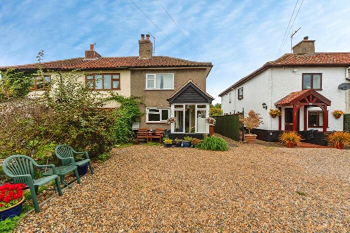 2 Bedroom End Of Terrace House For Sale In Swaffham Road, Watton, Norfolk, IP25