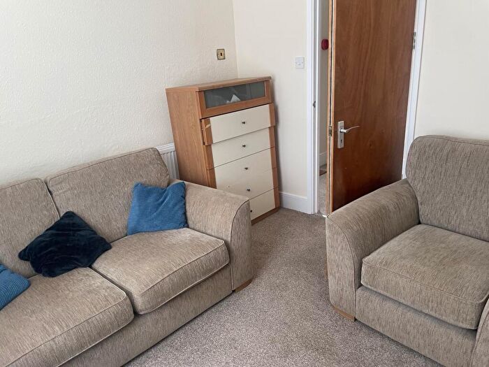 4 Bedroom House To Rent In Well Street, Exeter, EX4
