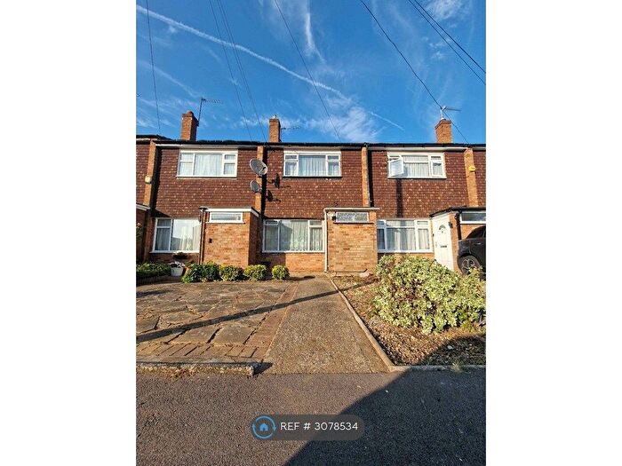 2 Bedroom Terraced House To Rent In De Salis Road, Uxbridge, UB10