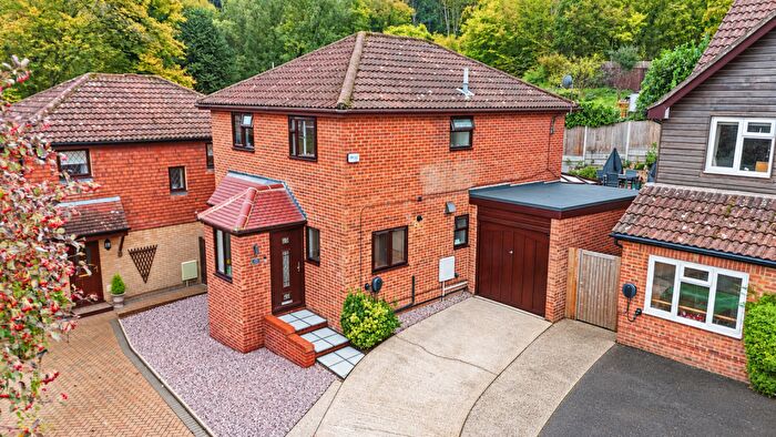 4 Bedroom Detached House For Sale In The Covert, Walderslade Woods, Chatham, ME5