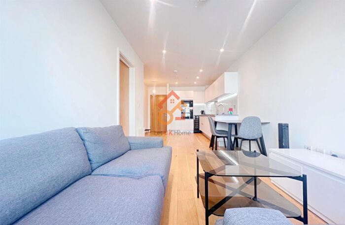 1 Bedroom Flat For Sale In The Axium, Windmill Street, Birmingham, B1