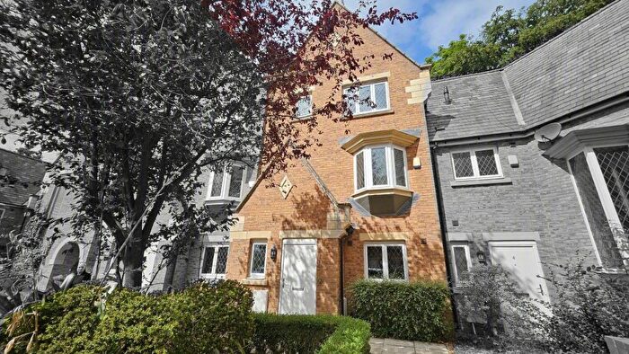3 Bedroom Mews To Rent In Reeceton Gardens, Heaton. Bolton., BL1