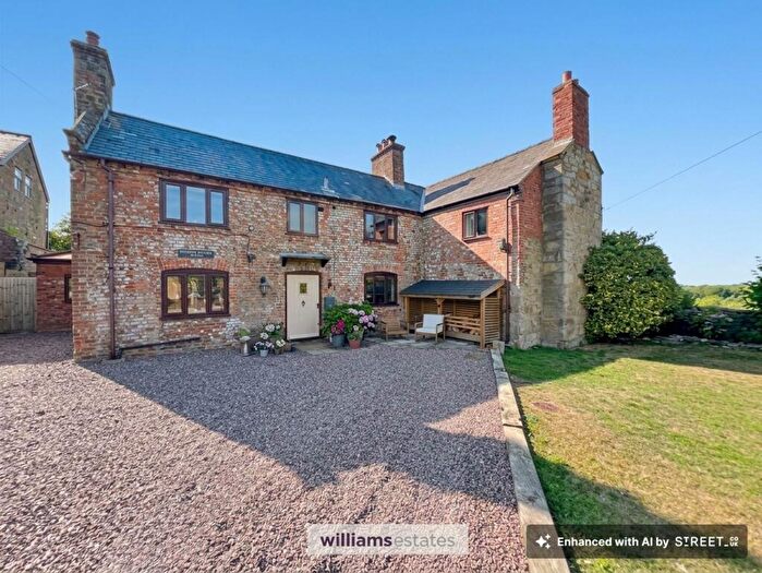3 Bedroom Semi-Detached House For Sale In Mount Pleasant, Brymbo, LL11
