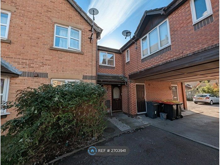 2 Bedroom Flat To Rent In Duddon Close, Morecambe, LA3