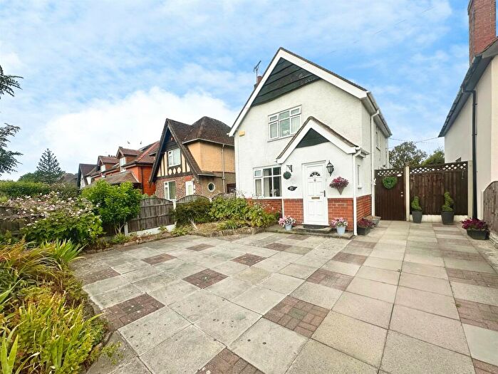 3 Bedroom Detached House For Sale In Derby Road, Lower Kilburn, Belper, DE56