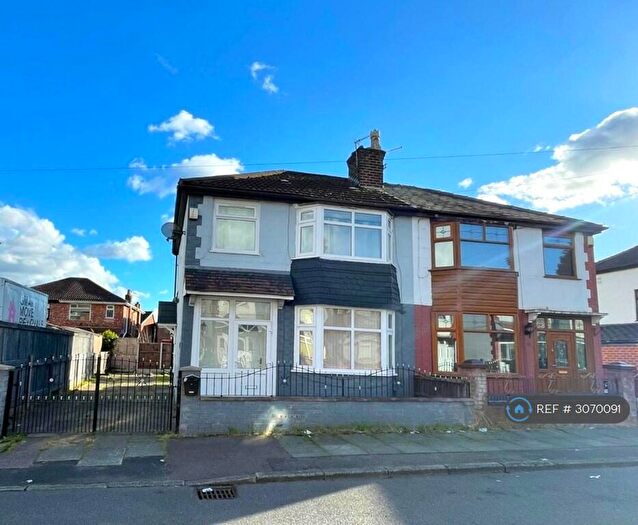 3 Bedroom Semi-Detached House To Rent In St Andrews Avenue, Manchester, M43