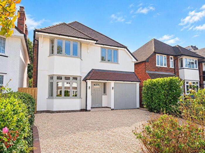 4 Bedroom Detached House For Sale In Halton Road, Sutton Coldfield, B73