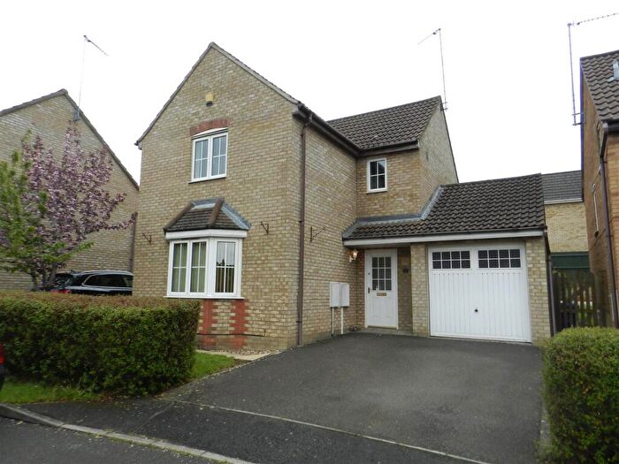 3 Bedroom House To Rent In Towcester, NN12