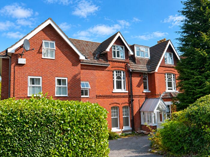 1 Bedroom Apartment To Rent In Glenbourne, Surrey Road, Bournemouth, Dorset, BH4
