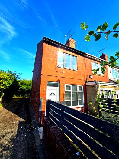 2 Bedroom End Of Terrace House For Sale In Riviera Mount, Doncaster, DN5