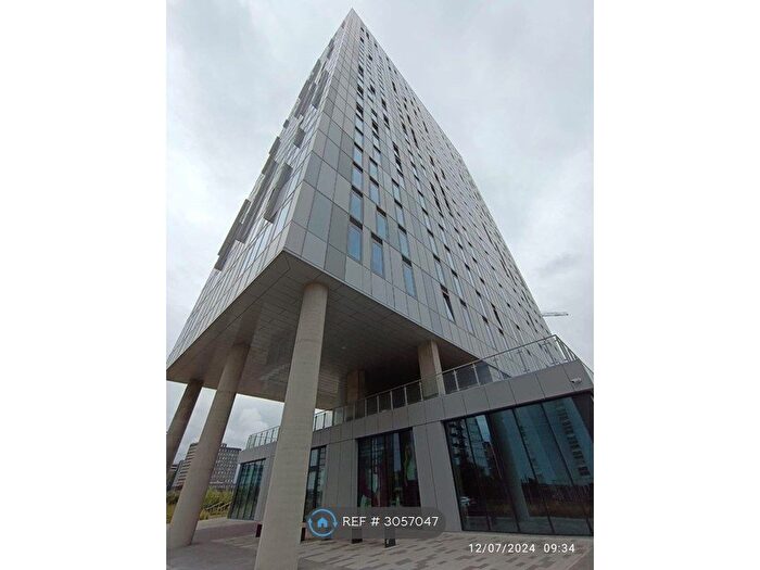 Studio To Rent In Michigan Point Tower D, Salford, M50