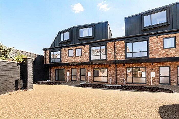 2 Bedroom Town House To Rent In Alban Mews, Hatfield Road, St. Albans, AL1