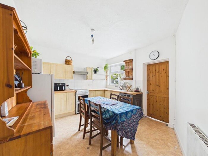 3 Bedroom End Of Terrace House For Sale In Woodbine Road, Bristol, BS5