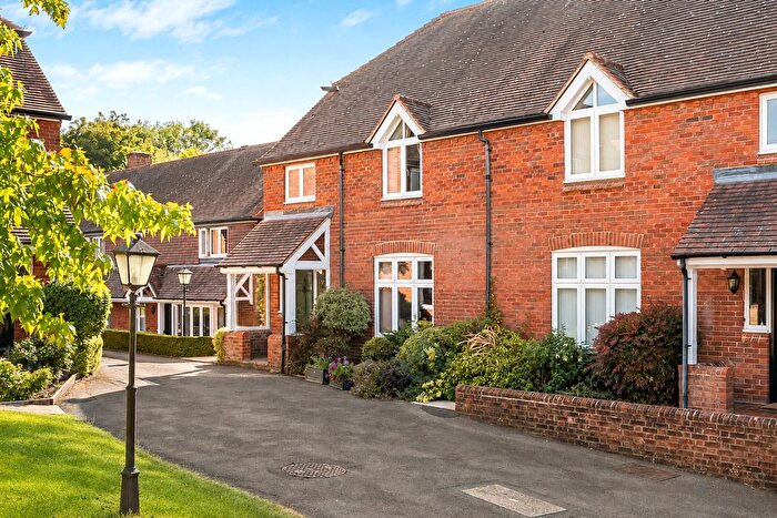 3 Bedroom Terraced House For Sale In Berehurst, Alton, Hampshire, Hampshire, GU34