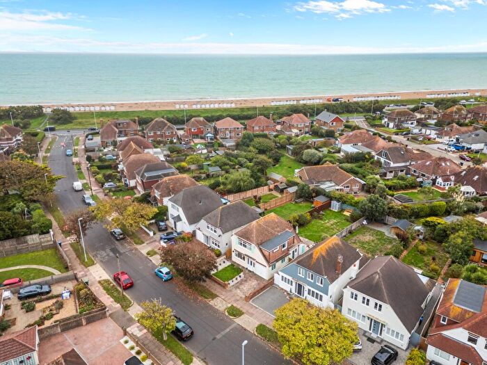 4 Bedroom Detached House For Sale In Alinora Crescent, Goring-By-Sea, BN12