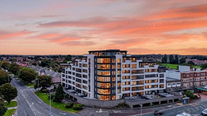 2 Bedroom Apartment For Sale In The Broadway, Morecambe, LA4