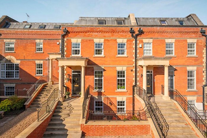 5 Bedroom Terraced House For Sale In Princess Gate, Sunninghill, SL5