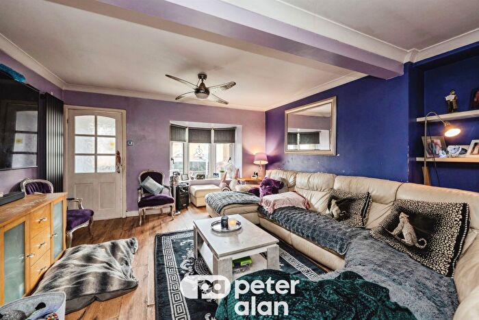 2 Bedroom End Of Terrace House For Sale In Tabernacle Street, Neath, SA10