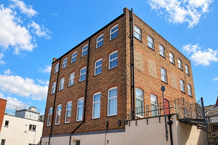 2 Bedroom Flat To Rent In The Warehouse, Avenue Lane, Bournemouth, Dorset, BH2
