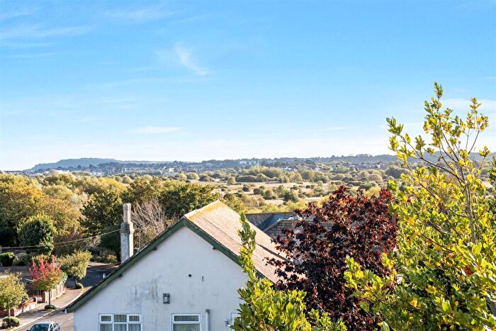 2 Bedroom Flat To Rent In Ullswater Crescent, Weymouth, DT3