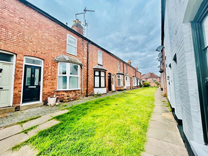 2 Bedroom House To Rent In South Terrace, Leamington Spa, CV31