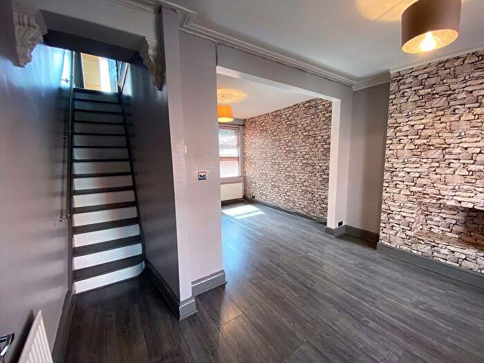 2 Bedroom Terraced House To Rent In Annie Street, Salford, M6