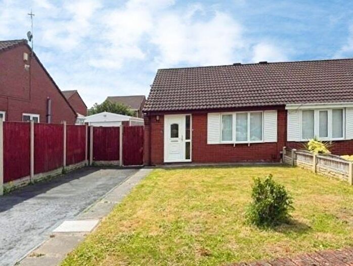2 Bedroom Bungalow To Rent In Cosgrove Close, Liverpool, L6