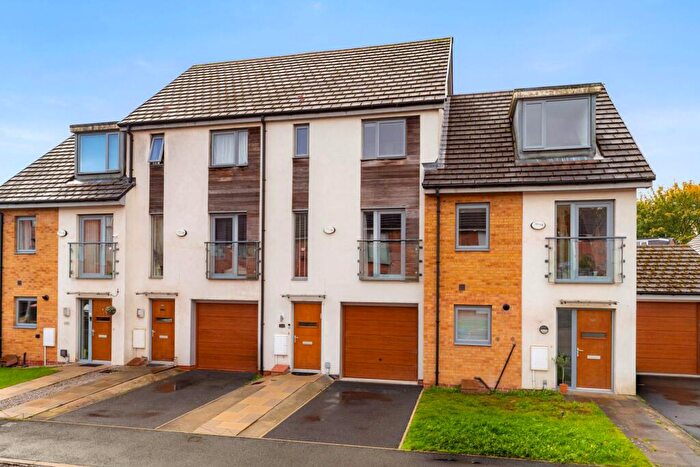 4 Bedroom Terraced House For Sale In Christie Lane, Salford, M7