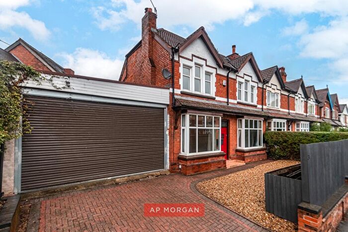 5 Bedroom End Of Terrace House For Sale In Middlemore Road, Northfield, Birmingham, West Midlands, B31