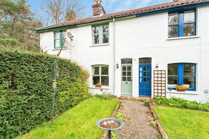 2 Bedroom Character Property For Sale In Bridge Road, High Kelling, Holt, NR25