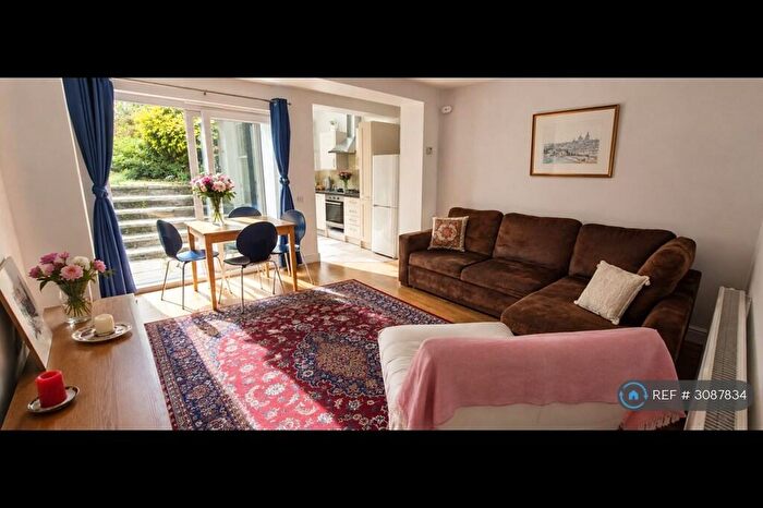 2 Bedroom Flat To Rent In Islington, London, N19