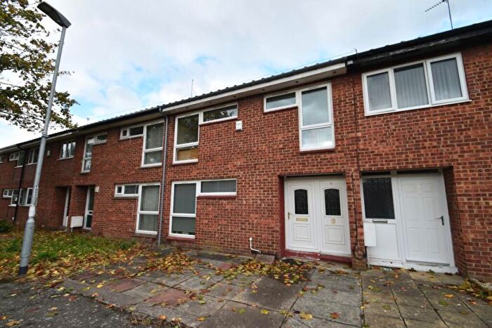 6 Bedroom House To Rent In The Hallgarth, Durham, DH1