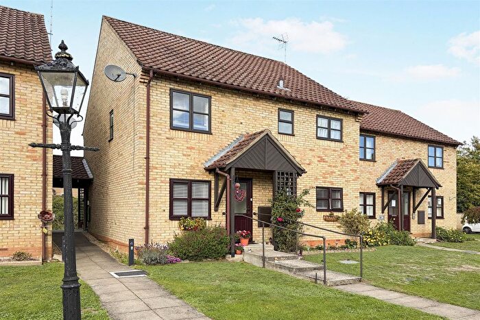 2 Bedroom Flat For Sale In Ship Gardens, Mildenhall, IP28