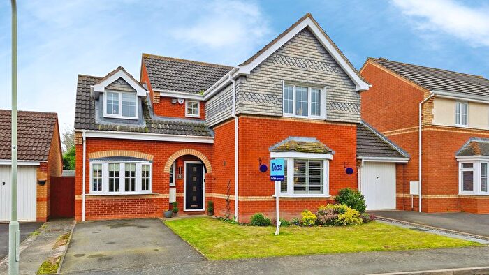 4 Bedroom Detached House For Sale In Lintin Close, Telford, TF5