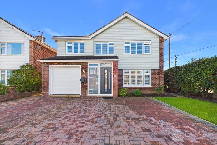 5 Bedroom Detached House For Sale In St. Johns Way Densole, CT18