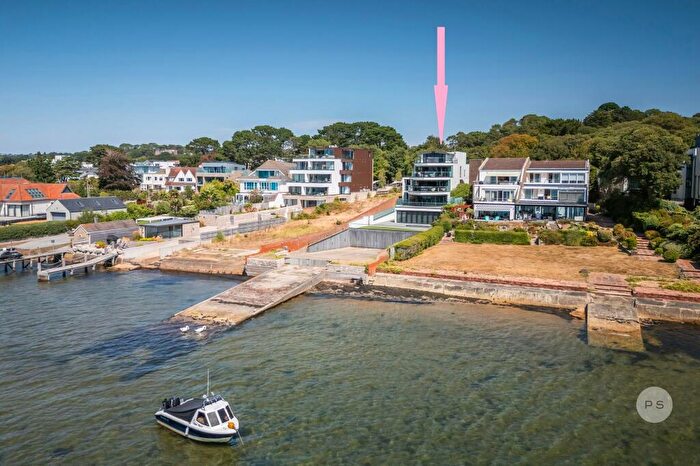 4 Bedroom Apartment For Sale In Tides, Sandbanks Road, Lilliput, Poole, BH14