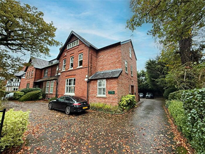 1 Bedroom Apartment For Sale In Barlow Moor Road, West Didsbury, M20