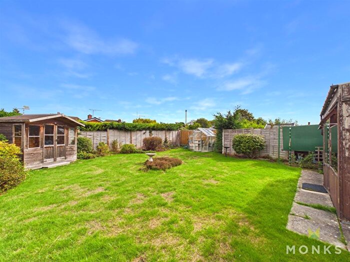 2 Bedroom Detached Bungalow For Sale In Cedar Avenue, Shawbury, Shrewsbury, SY4
