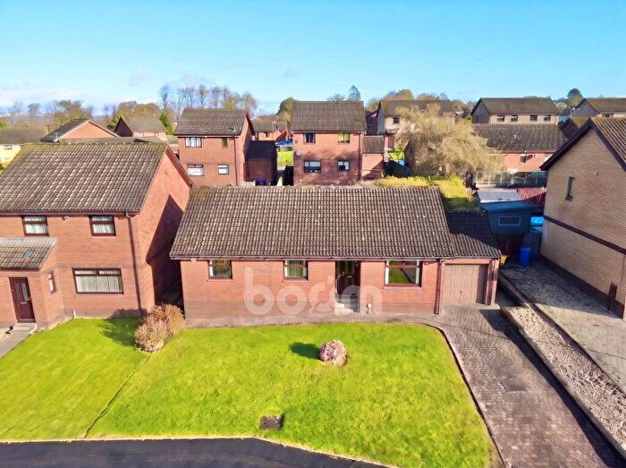 3 Bedroom Detached Bungalow For Sale In St. Andrews Place, Beith, KA15