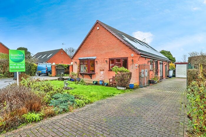 4 Bedroom Detached House For Sale In Simonfields Close, Stanley Common, Ilkeston, DE7