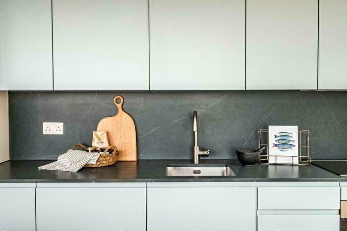 2 Bedroom Apartment To Rent In East Marches, Commercial Way, Woking, Surrey, GU21