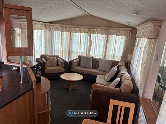 2 Bedroom Mobile/park Home To Rent In St Josephs Park, Bristol, BS16