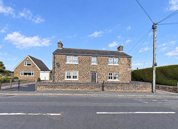3 Bedroom Detached House For Sale In Deep Lane, CLifton, Brighouse, HD6