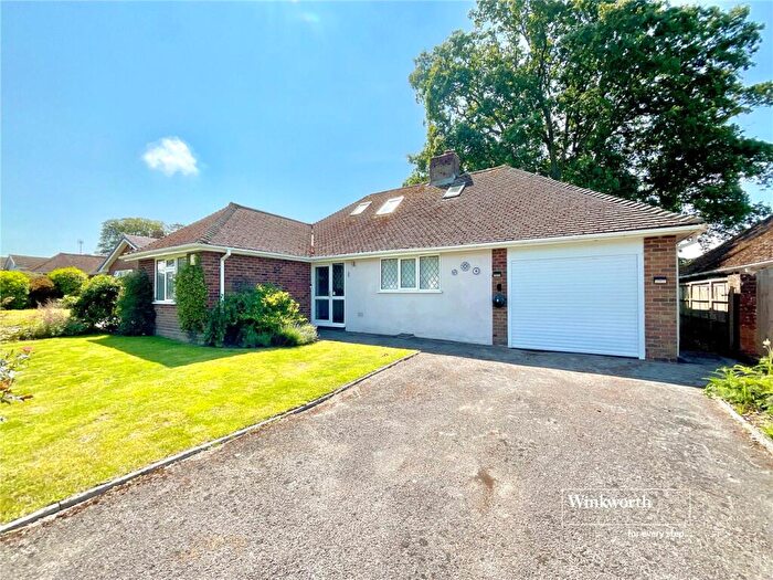 3 Bedroom Bungalow For Sale In Pinewood Road, Highcliffe, Christchurch, Dorset, BH23